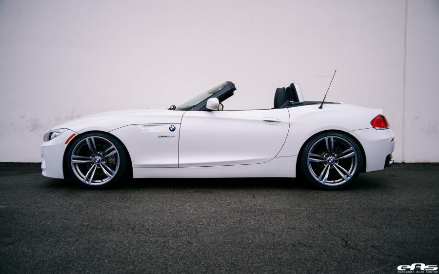  BMW Z4 sDrive 3.5is Alpine White by EAS 2016 года  (фото 6 из 11)